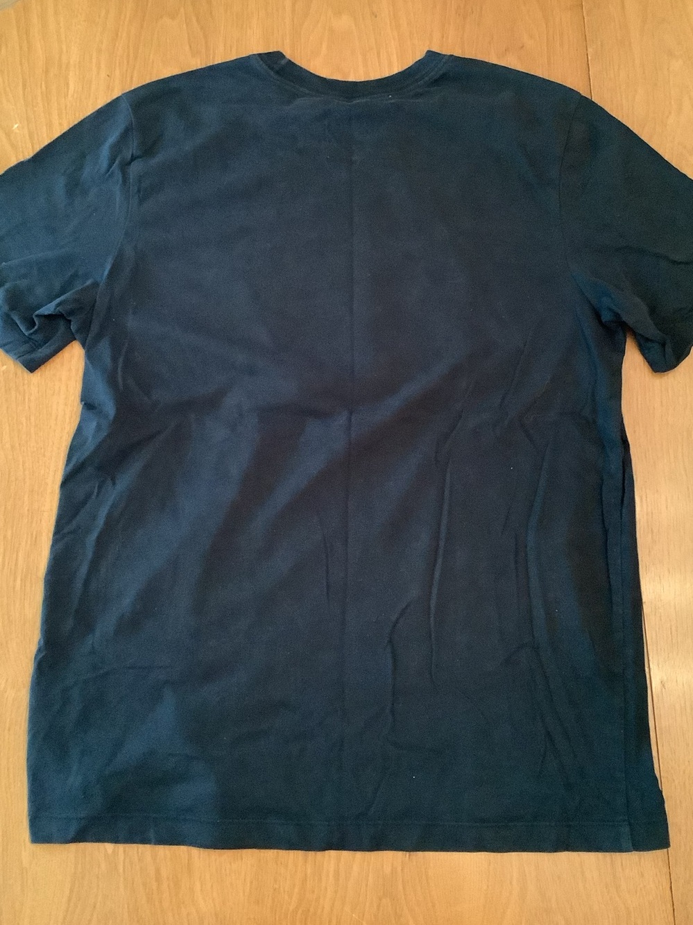 Nike Raptors Short-Sleeve Raptors Graphic Tee - Picture 2 of 2